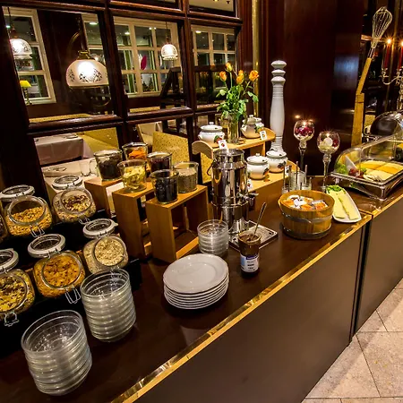 Отель Sachsenwald Райнбек